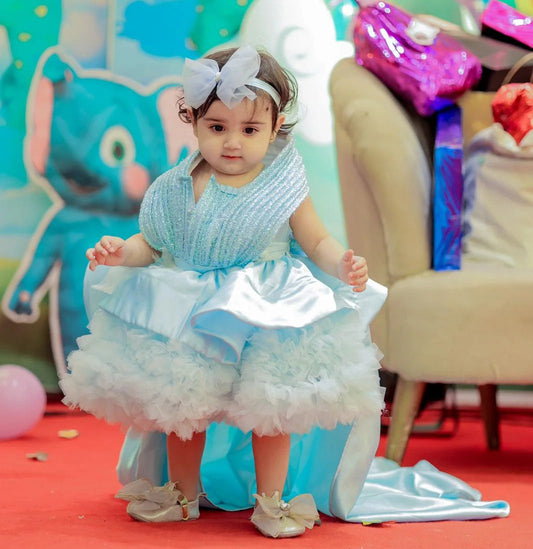 Celebrating Your Daughter's First Birthday: The Joy of Choosing the Perfect Dress