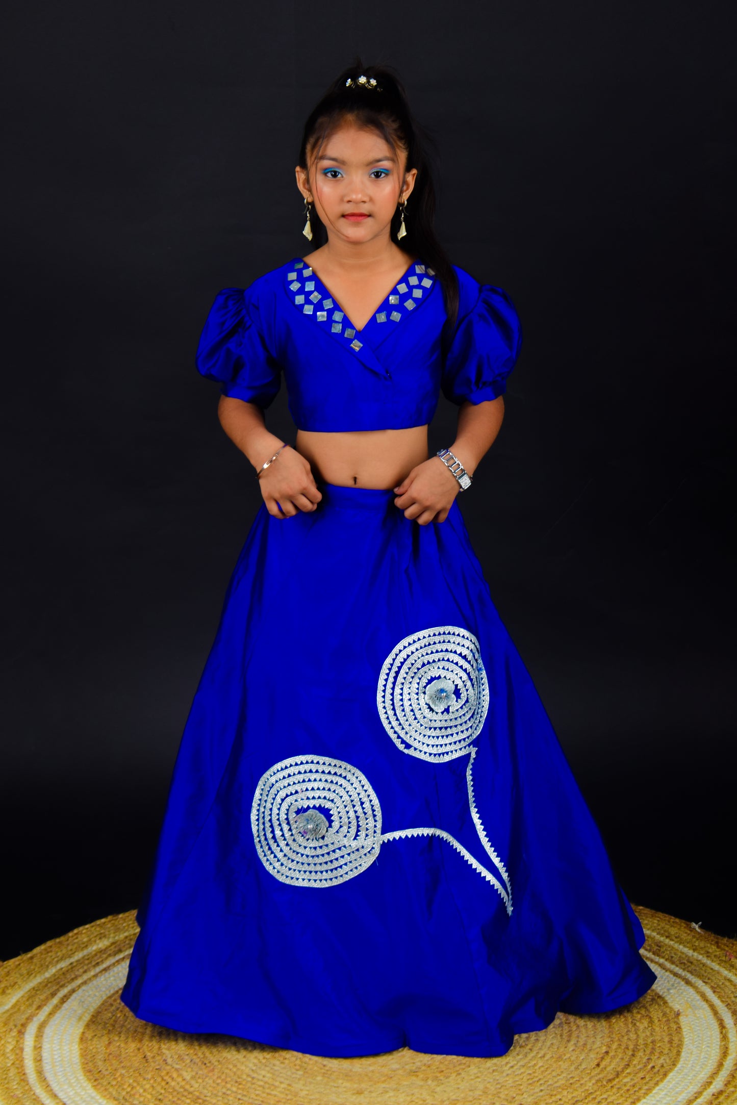 Skirt and crop top for girls