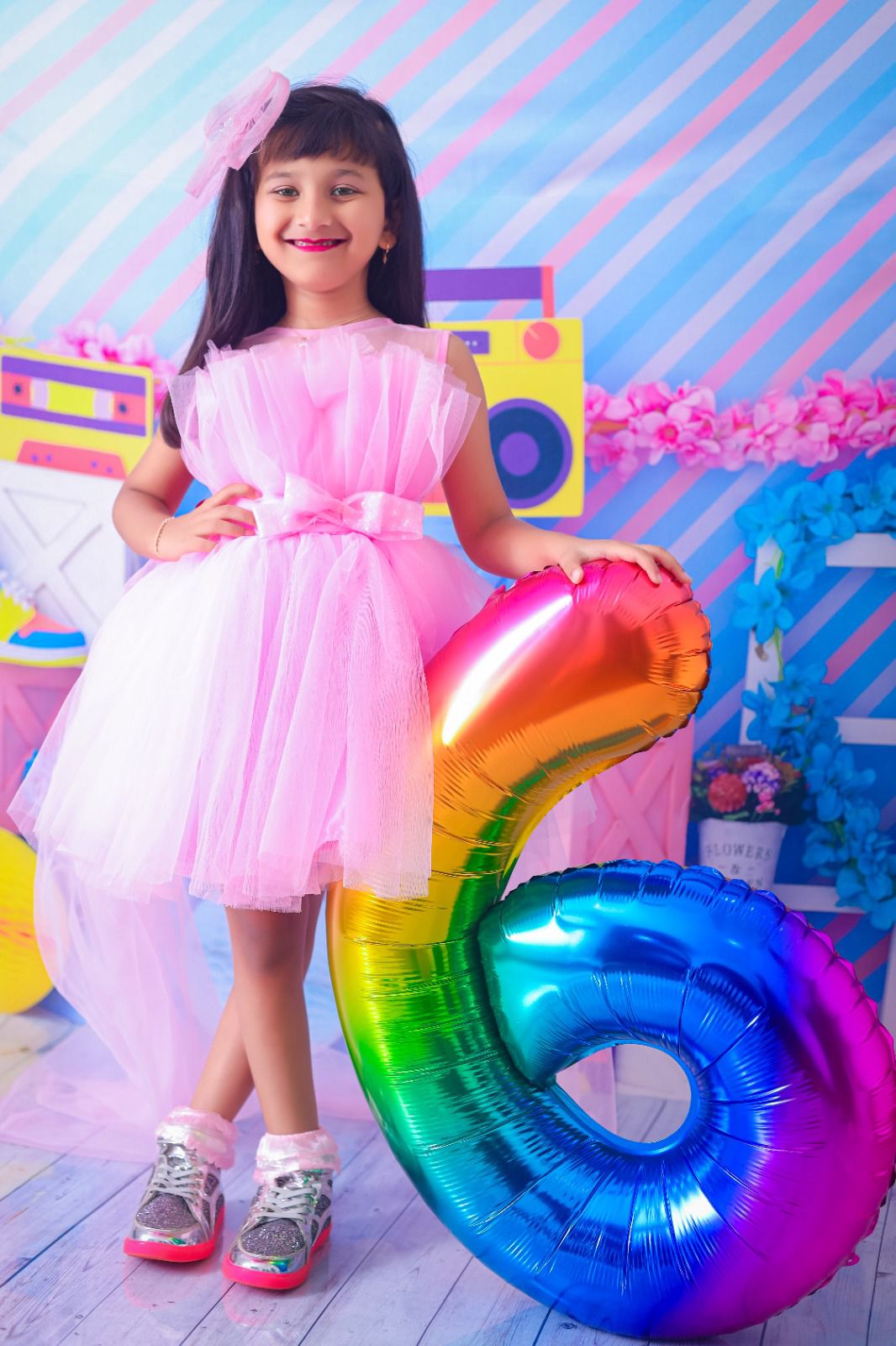 Dress for girls with detachable trail