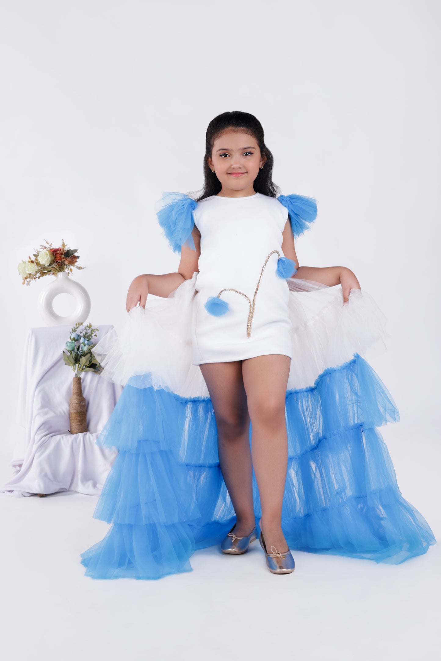 dress for girls with detachable ruffle trail