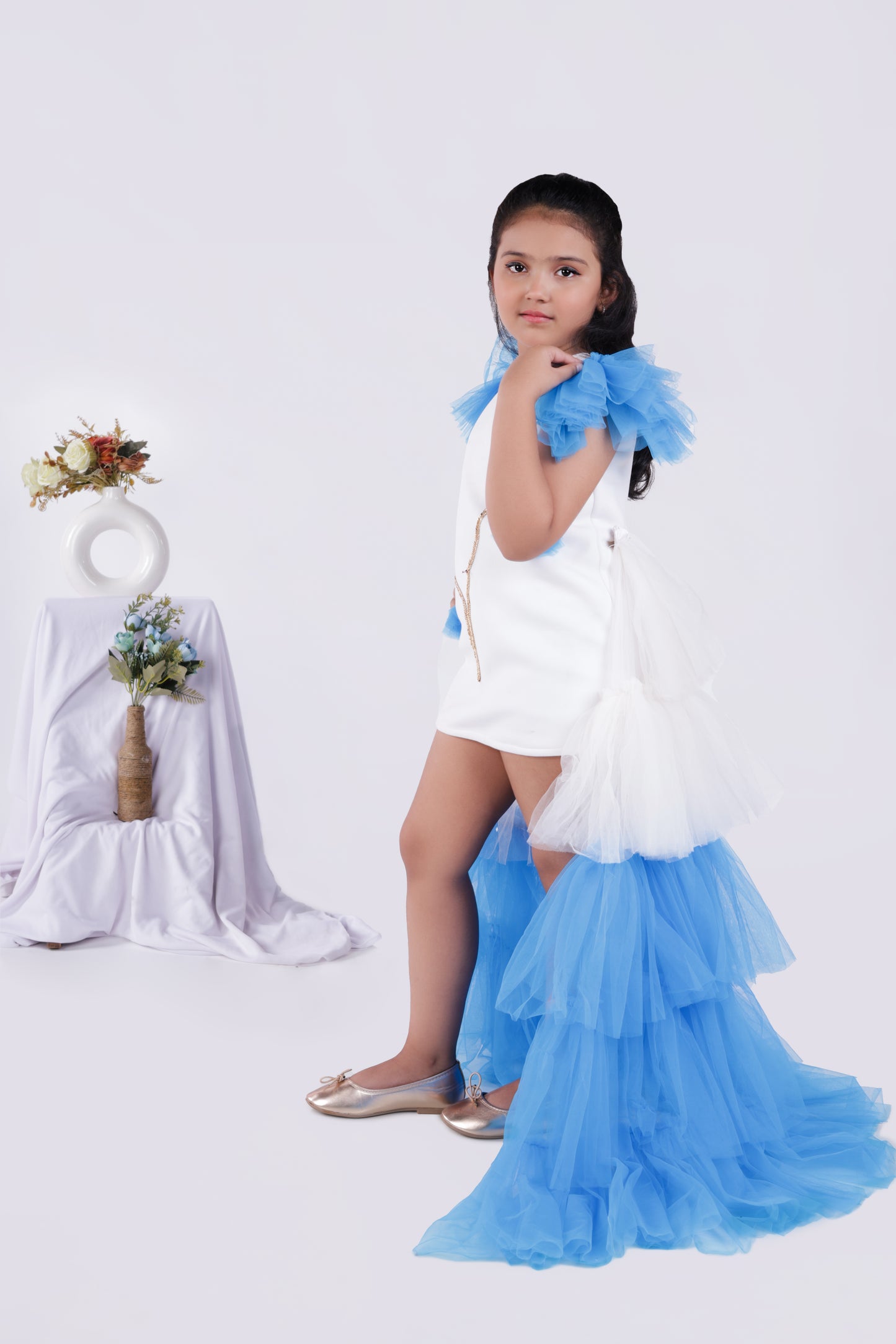 dress for girls with detachable ruffle trail