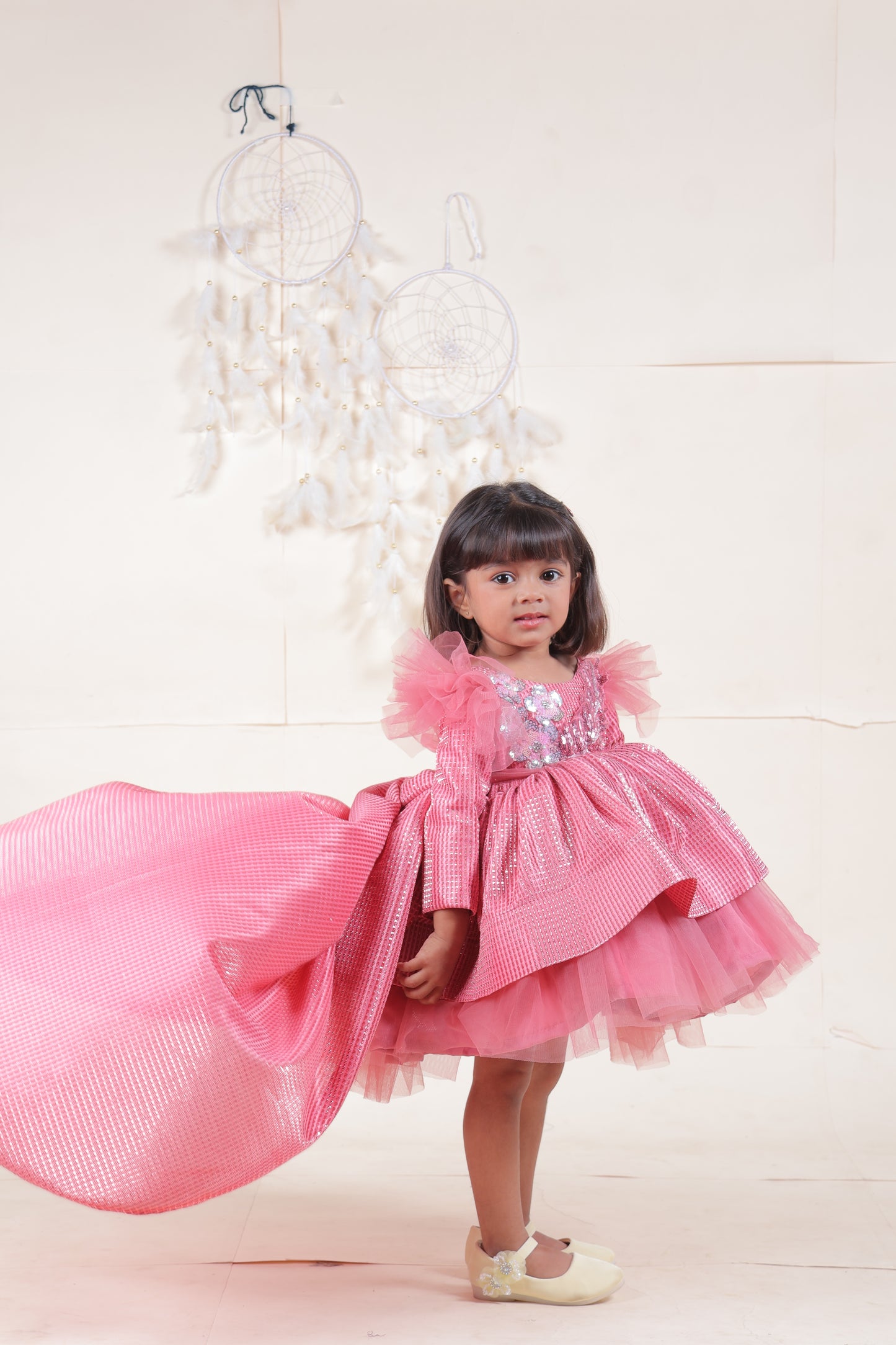 Frock for girls with detachable trail