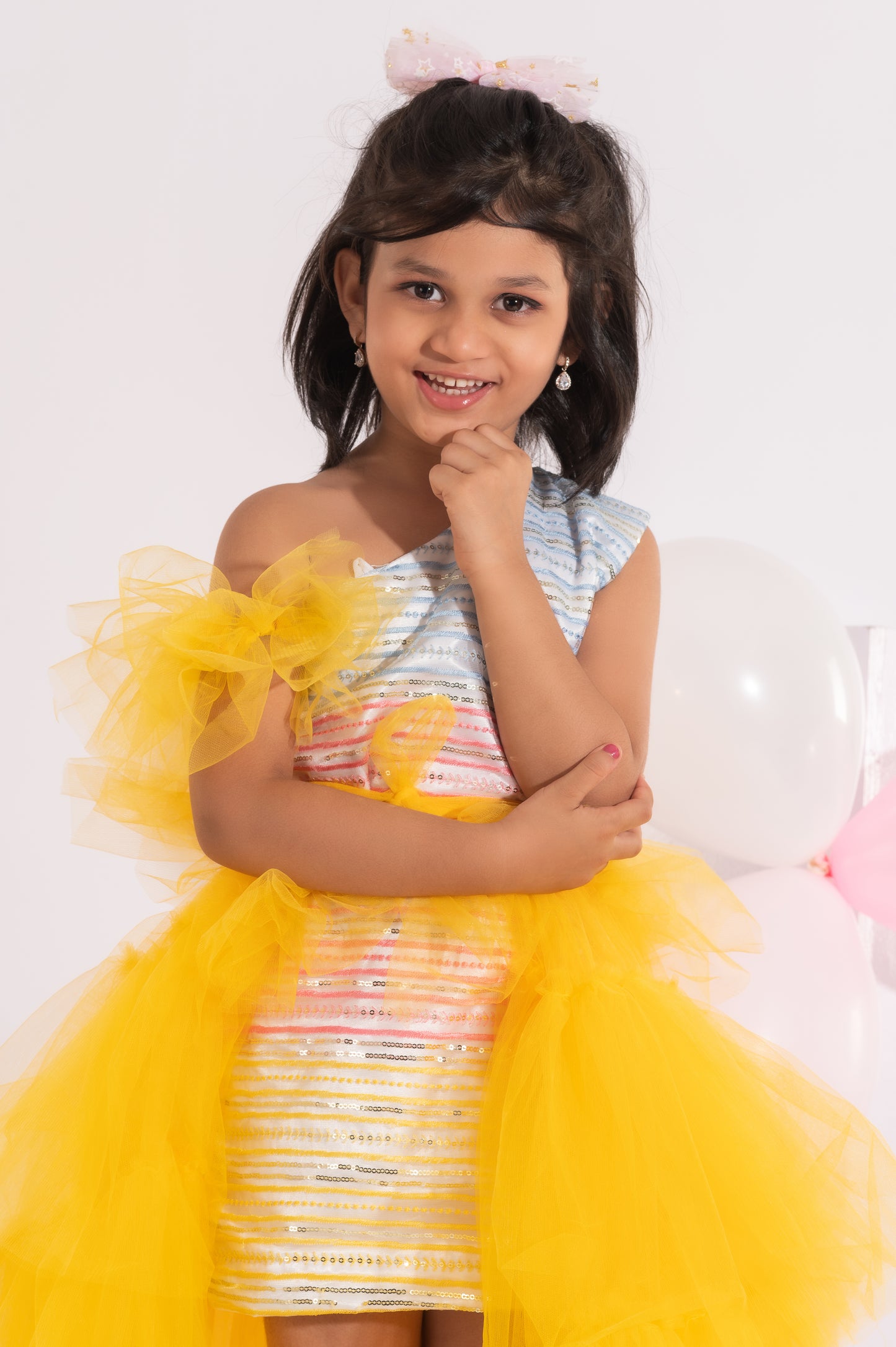 dress for girls with detachable ruffle trail