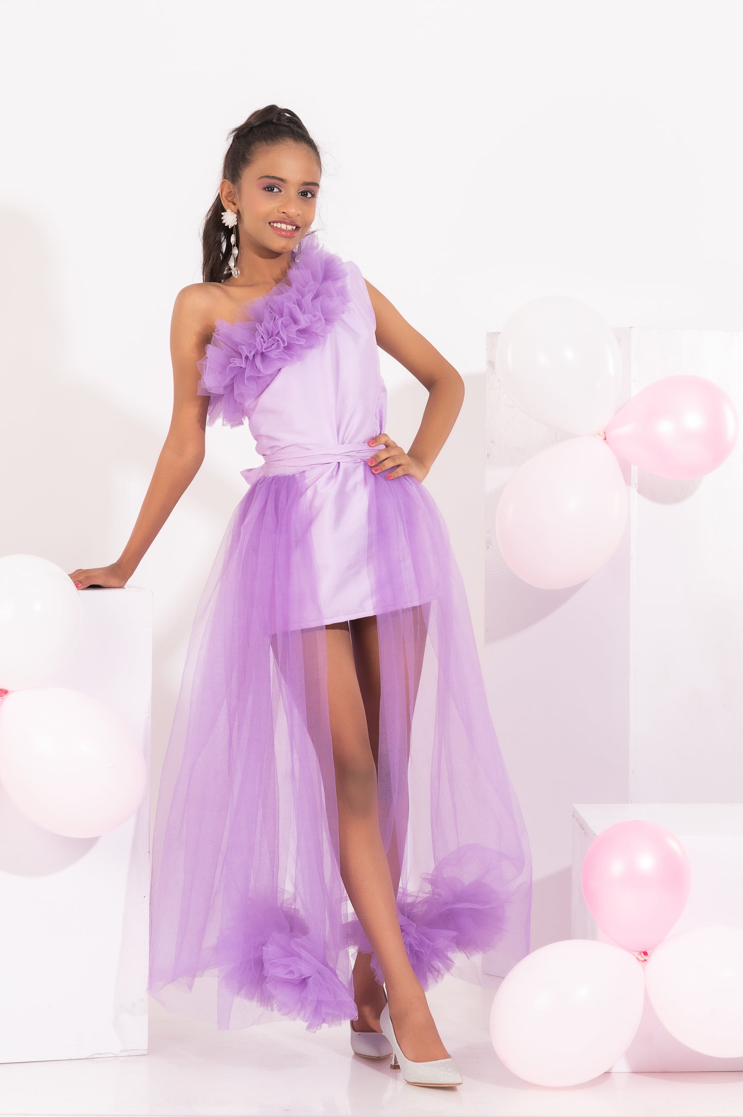 one piece dress for girls with detachable trail