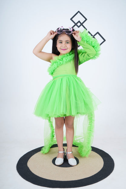 One shoulder dress with detachable trail