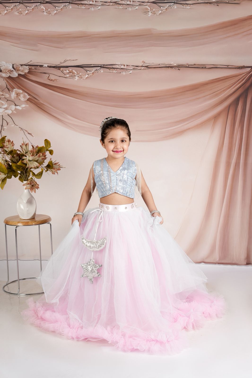 Skirt and crop top for girls