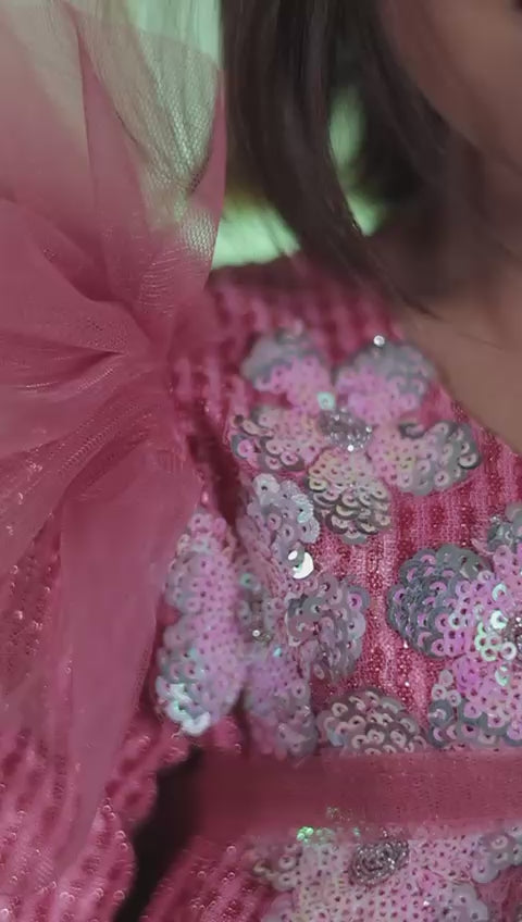 Frock for girls with detachable trail